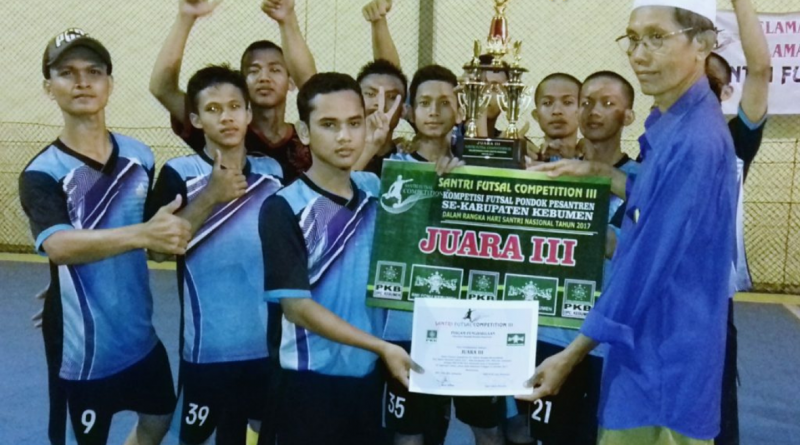 Pondok Modern Al-Islah Juarai Futsal Tingkat Kabupaten